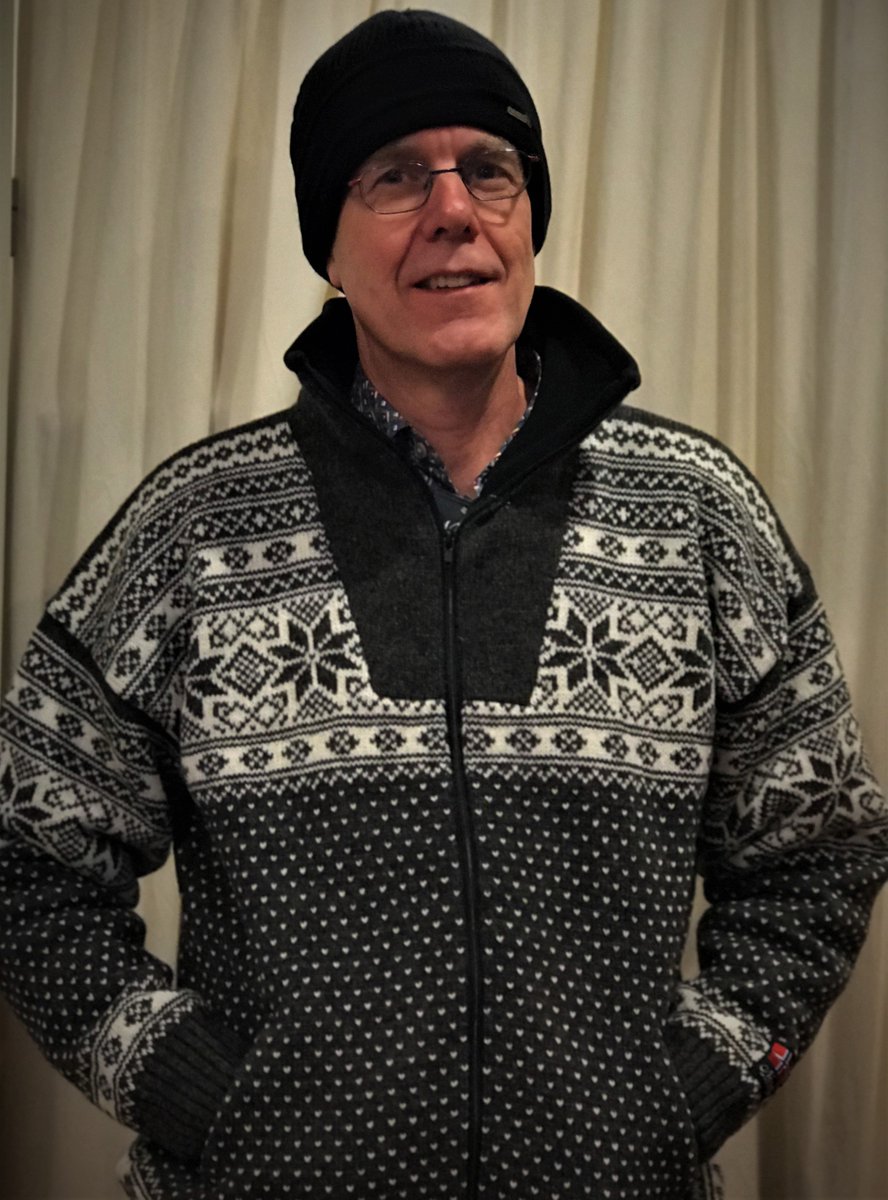 PeterRenskers's tweet photo. Uit huize Windfjord komen deze Nordlys - prijsgunstige - 100% wollen truien en vesten. Met fleece in de kraag en windbreaker.
Nordlys voor binnen en buiten heerlijk warm! https://t.co/7gQQGbhhNi