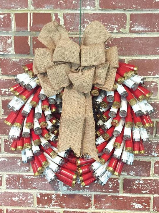 SCGunShow's tweet image. The perfect Christmas wreath for the gun enthusiast in your life. #GunDecor