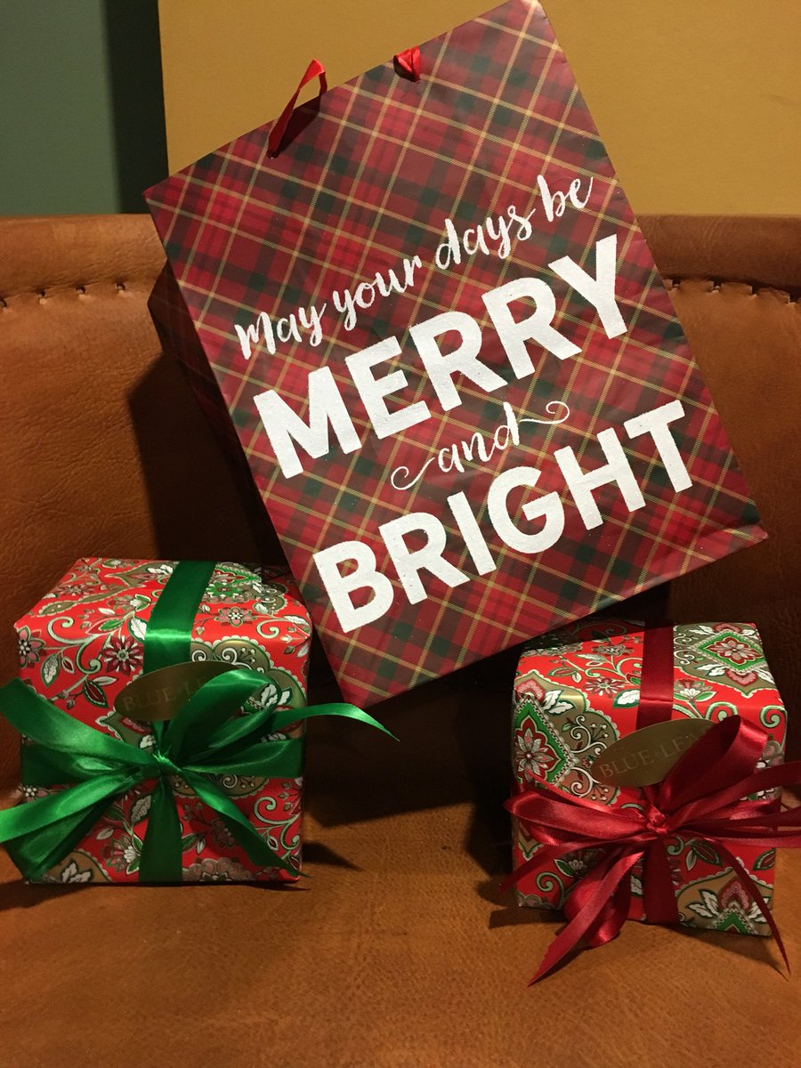 JulieAtLNC's tweet photo. Thank you sweet “Secret Santa” aka Miguel - you’re an angel #BlueLeaf #LopezNegrete #Holidays https://t.co/TcYb6QMEcV