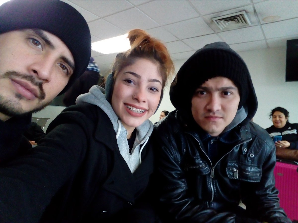 Hoy toca show con #Demencia-Mty 
Vamooooo a darle"