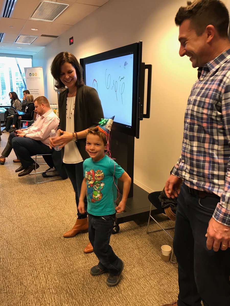 ktruyens's tweet image. You can’t be too young to start coding!! #CSEdWeek  #cancodes #makethefuture @FCLEdu @MicrosoftEduCA @marthajez @DustinJez