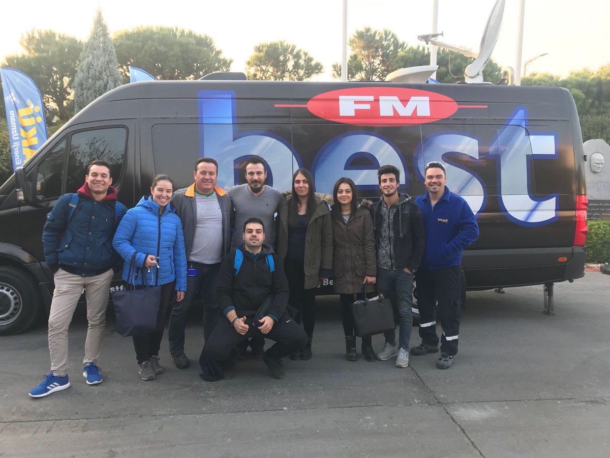 İnci Akünün Sponsorluğunda <a href="/serdargokalp/">Serdar Gökalp</a> 'le, Serdar Trafikte, Manisa <a href="/inciaku/">İnci Akü</a> fabrikasında canlı yayında sizlerle ve sevenleriyle buluştu...
Radyonuz açık olsun...
#TürkiyeninEnİyiRadyosu
#BestFM #inciakü
#radyo #eğlence #müzik #inciaküfabrikası #manisa <a href="/BestFM/">Best FM</a>