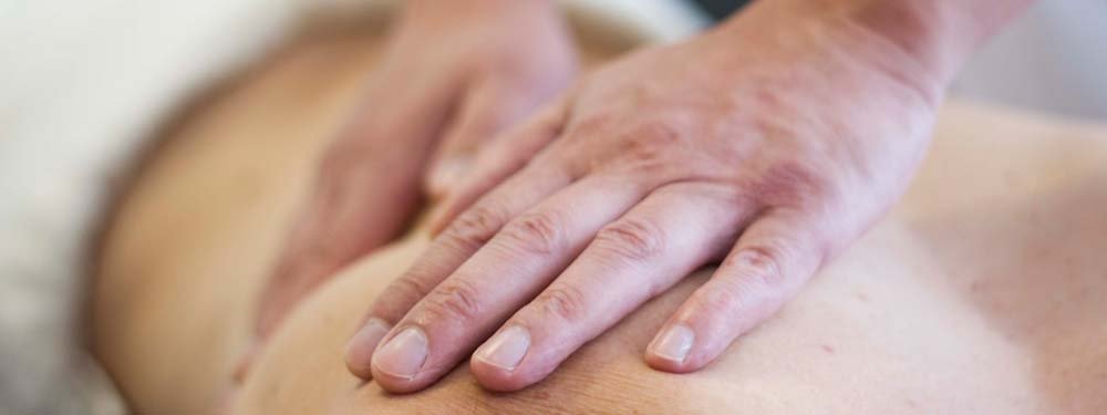 TUINA: THERAPIE OF ONTSPANNING? De Chinese massagetechnieken uit de Tuina Therapie kunnen ook prima gebruikt worden voor een doordringende ontspanningsmassage. Speciaal hiervoor is cursus Chinese ontspanningsmassage ontwikkeld.
ow.ly/LMax30h2Ta3