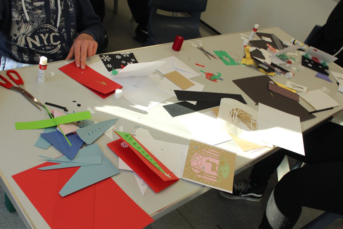 Pp2eProgramme's tweet photo. #ChristmasCraftDay #Pedagoofriday How are your learners getting into the festive spirit? https://t.co/ZsRIj6X8fv