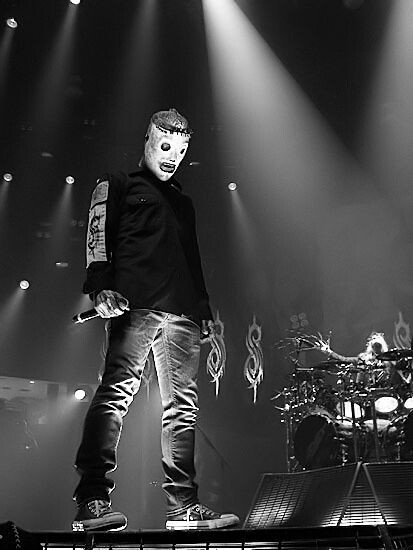 Happy Birthday Corey Taylor 

Slipknot - Duality 

 