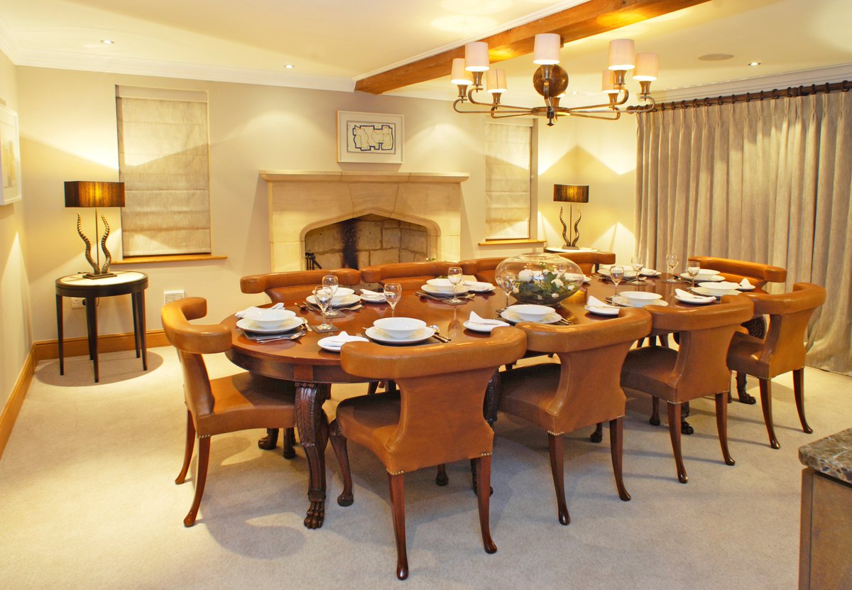 simonescapes's tweet image. Celebrating something special in 2018? With a SimonEscapes holiday home you’re guaranteed a private, luxurious base, a stunning location and a concierge service to take care of your every need. bit.ly/2yOx9as