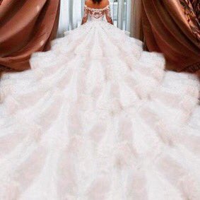 CuteWeddings's tweet photo. The bigger the better https://t.co/XWVQ5qsow6