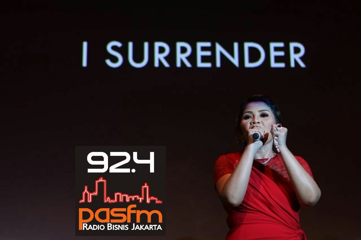 pasfm's tweet photo. New Release first single "I Surrender" @maleenamusic dari debut album Maria Magdalena @BeeMusicEnt

download di ITunes &amp; Spotify, simak lagunya di Pasfm Radio Bisnis Jakarta

#pasfm #pasfmjakarta #musicplay #moremusic #indonesiamusic #isurrender https://t.co/TTn1VdzP3H https://t.co/aCPMi8v4TX
