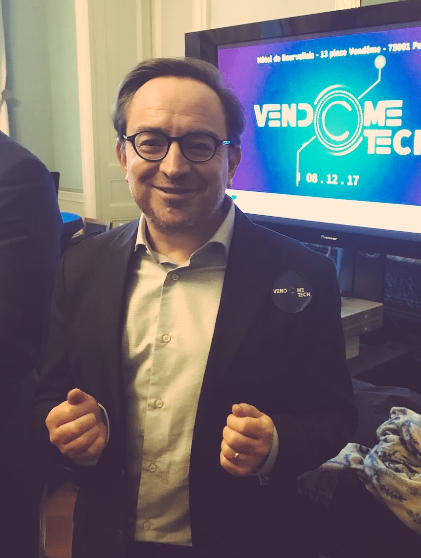 Droits_Devant's tweet photo. Si les juristes travaillent ensemble dans 1 même filière, ils seront capables d’être les grands stratèges de demain @marcmoss2 présente @Droits_Devant #VendomeTech #tousdroitsdevant #tousjuristes #teamjuriste #rejoignezlemouvement https://t.co/1ZUUy1tnWB