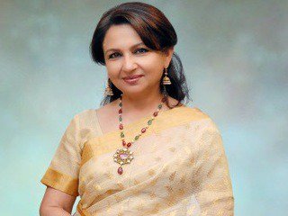 Happy Birthday Sharmila Tagore: Lesser known facts about the Bong beauty - Mumbai Mirror -  