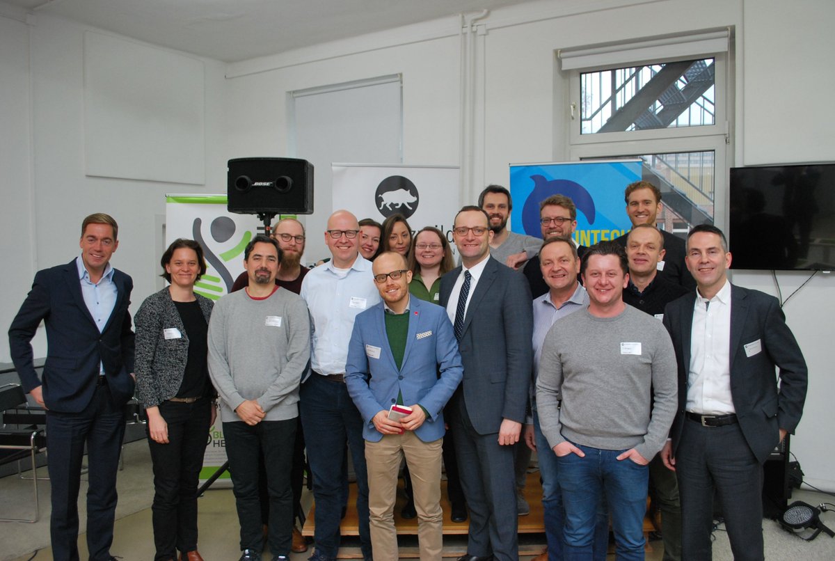 EuroFinanceTech's tweet photo. #DigitaleIdentity, #DataProtection and #Investments were served to the Secretary of State @JensSpahn at breakfast. https://t.co/06SulYysjh #digitalisation #banking #politics https://t.co/7ypN5X3Oi2
