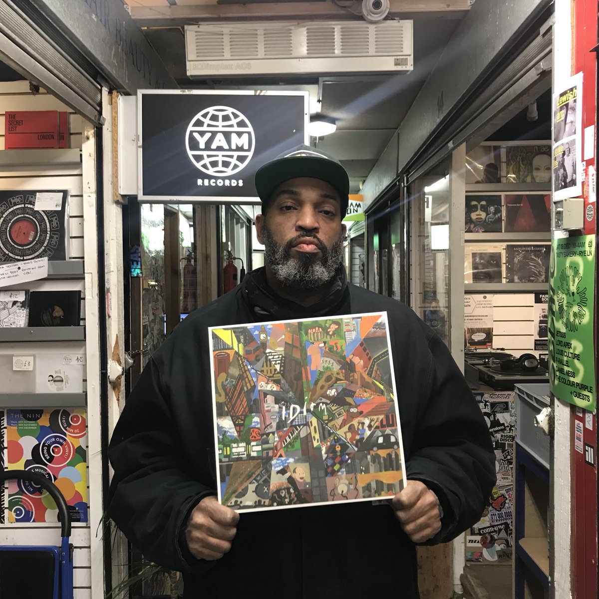 yam_records's tweet image. Andrés came through for a copy of ‘Idiom’, catch him at South London Record Party tonight at @ColombianSE17 !!

residentadvisor.net/events/1034835