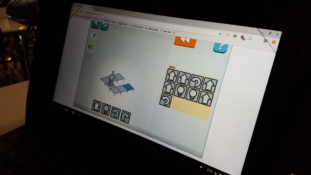 WhyBoWhy's tweet photo. Had a great time sharing the impact of CS on our culture & economy with @CMSBandNString and her LAB21 students. They were a fantastic group to work with! #FCPSCTE #FCPSHOC https://t.co/i3baM7B2bo