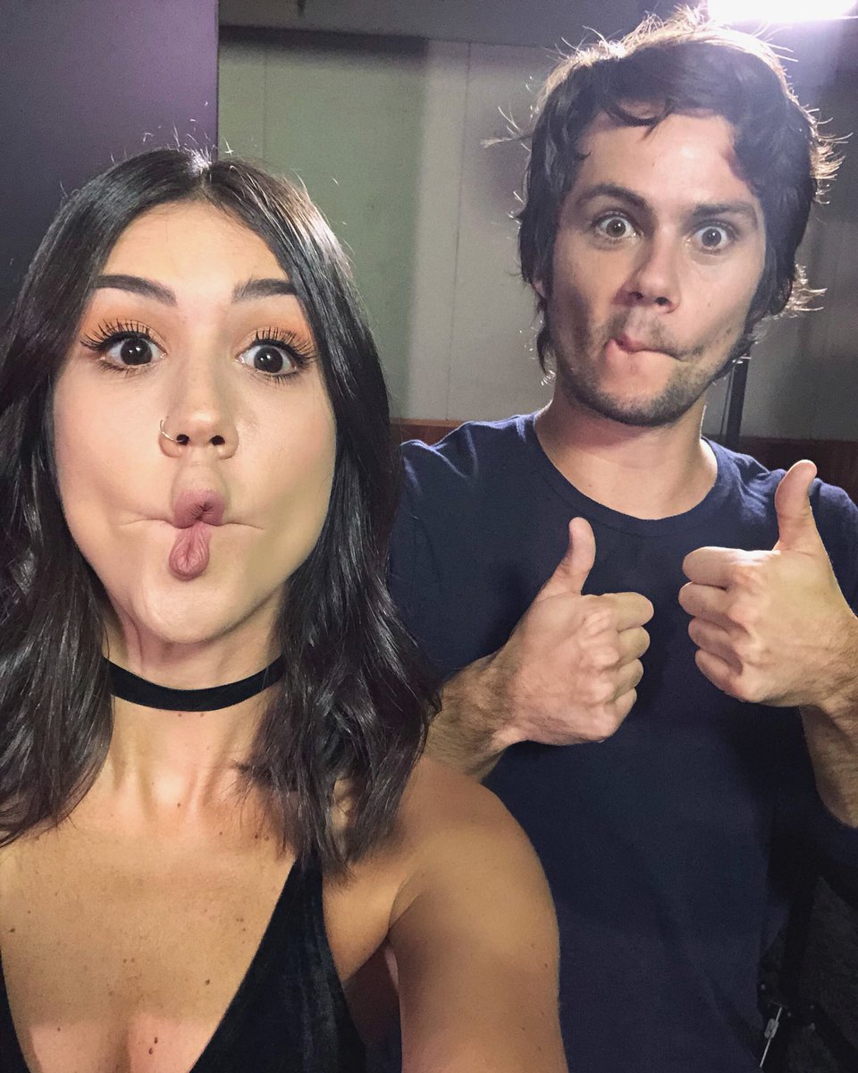 foquinha's tweet photo. Expectativa X Realidade 😂 @dylanobrien https://t.co/BFKTMYehIu