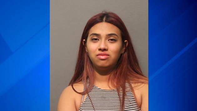ABC7Chicago's tweet photo. Police: DUI suspect drove wrong way on Eisenhower Expressway for 5 miles: https://t.co/hNStYeweYo https://t.co/G75FGK5Tdd