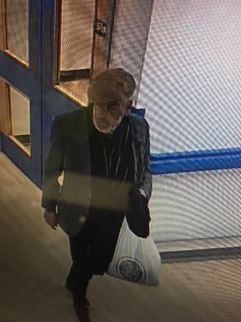 Have you seen 74-year-old James who is missing from Ashton? 

James Bentham, 74, was last seen at around 10am this morning (Friday 8 December 2017) at a hospital on Wigan Lane.

Anyone with information about James’ whereabouts should contact police on 101 quoting MP17/0103420.