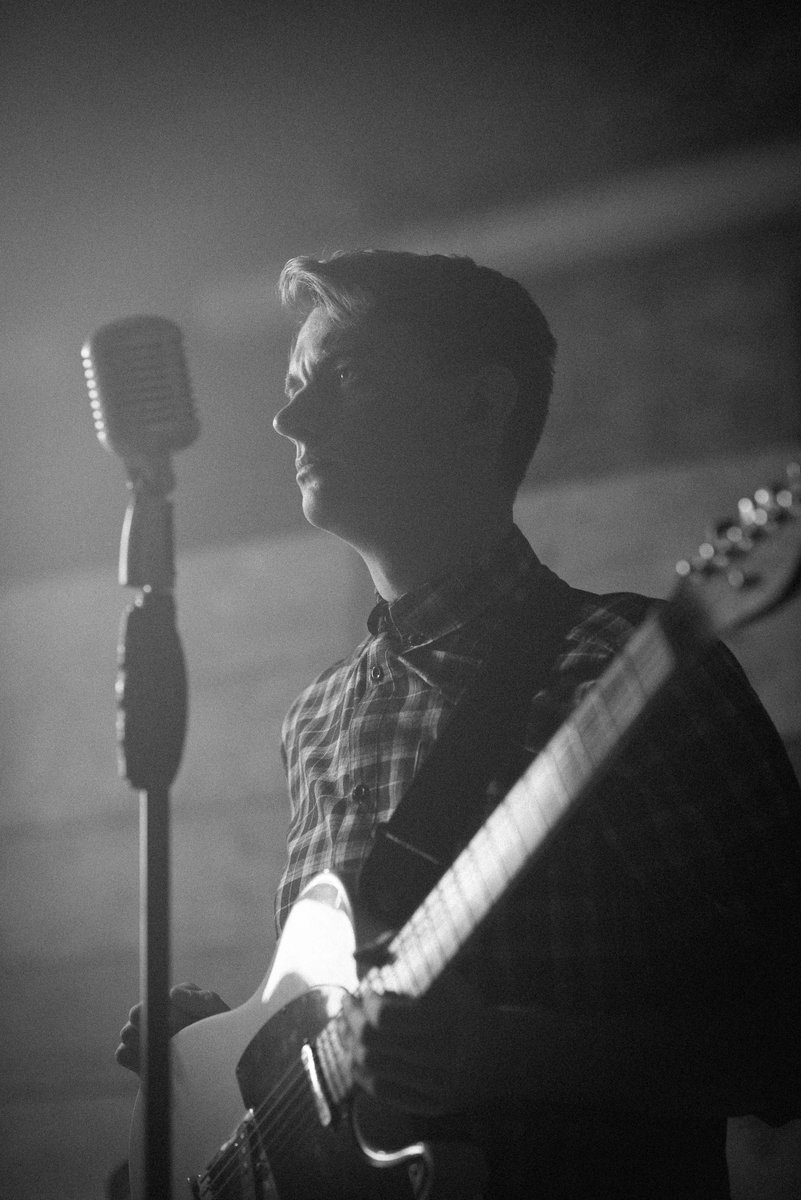 SnapdragonProd's tweet image. Still can't quite believe we shot a #musicvideo for a #newbritishmusical! @WhatsOnStage #teddy #teddyuktour #teenagerevolution #teddyboy #teddygirl #rocknroll #vintage #behindthescenes