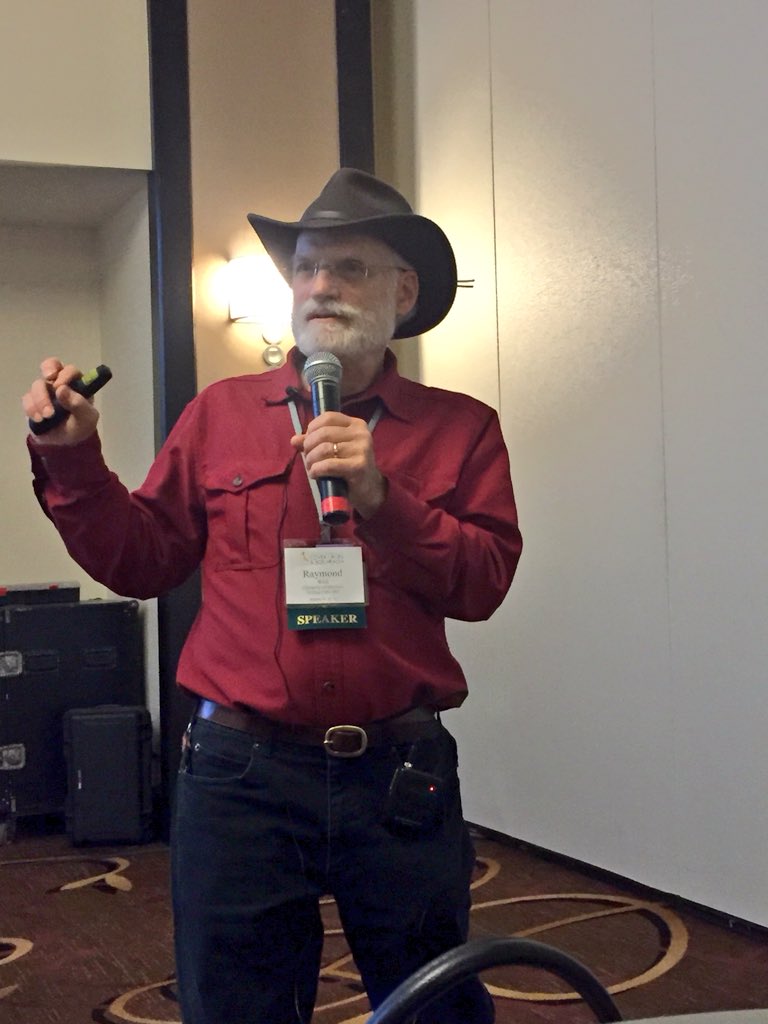 soilsdiva's tweet photo. One of my favorite #soil experts Dr. Ray Weil talking about #soilorganicmatter #CoverCrops17 @SWCSNews https://t.co/1xmHVqFnQp