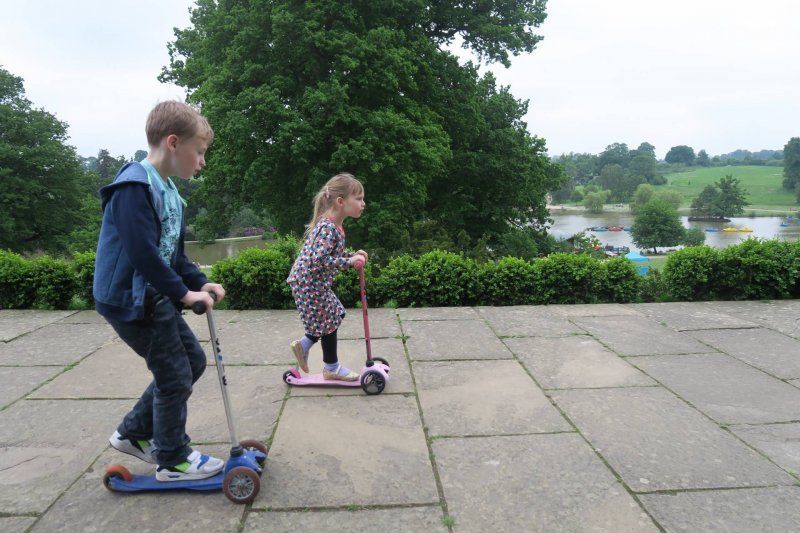 You_Parent's tweet photo. Yes! Great options! RT @midwifeandlife: 21 Ways to Keep a Tech Addicted Child Active #techaddict #parenting https://t.co/aYgzN8zE0W https://t.co/AgsEaOEn7u