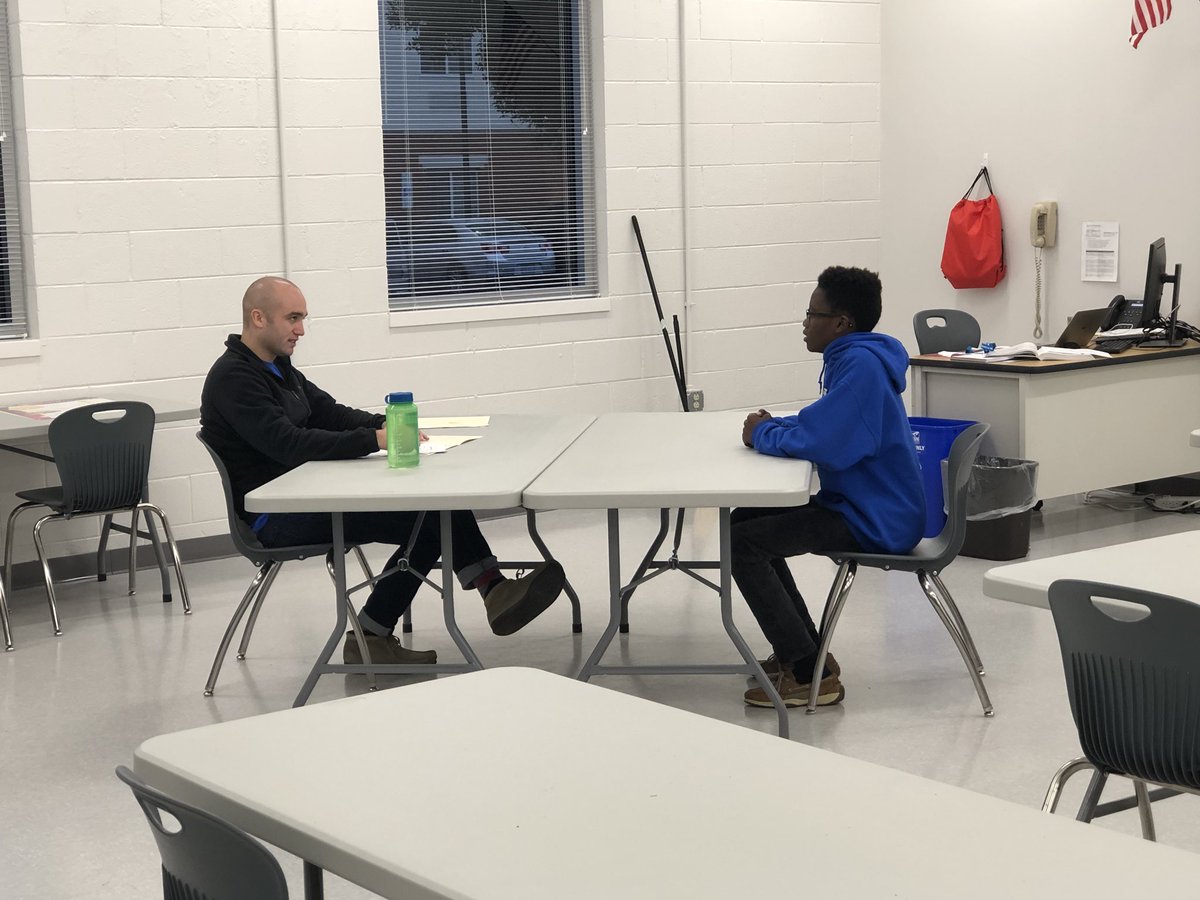 MrWilliamsWaves's tweet photo. Thank you Mr. Hardison for helping our CTE students with their #mockinterviews @NorthWakeCCA #waketechems #wakecountyems #IssaManagement #SuiteLifeofCM https://t.co/WPCUFB6idU