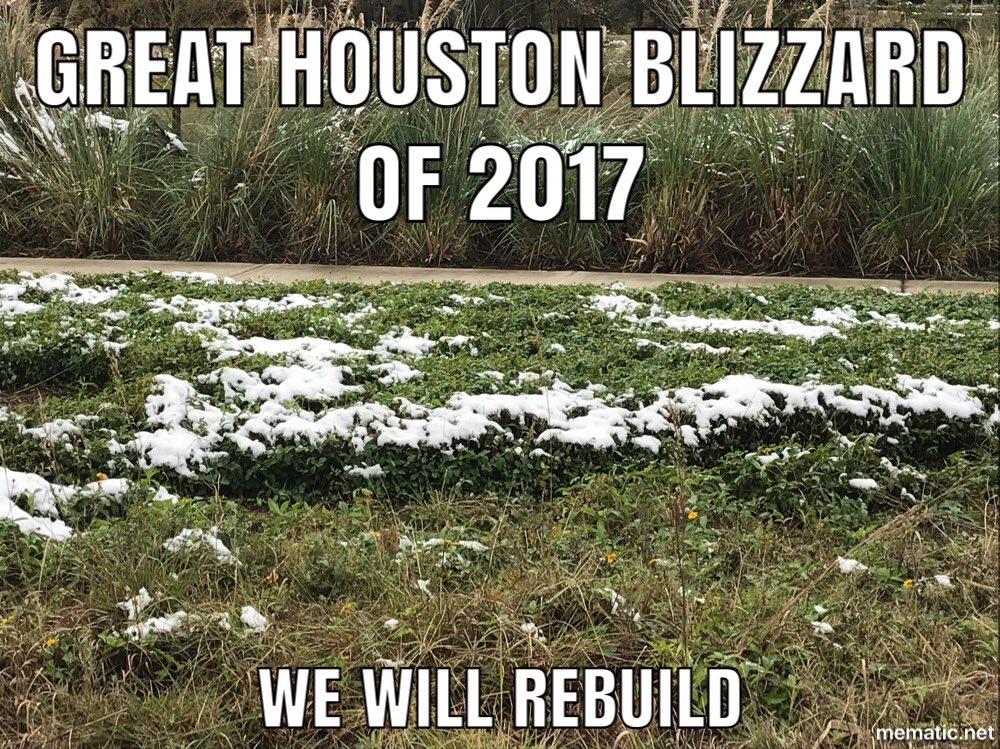 BrandiSmithNews's tweet photo. 😂 #wesurvived ☃️❄️ #khou11 https://t.co/RCyvNnLxHi