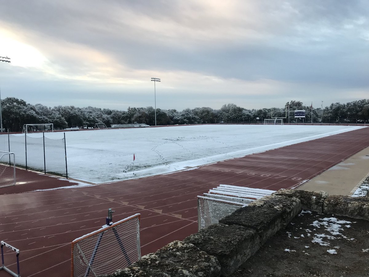 CoachIMason's tweet image. This is Texas!