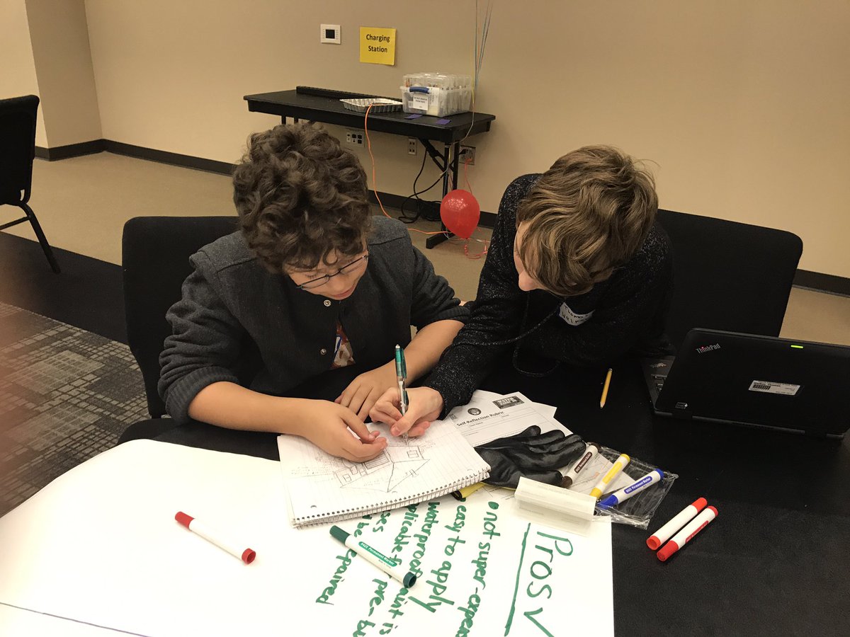 MikeKeimig's tweet photo. Budding engineers hard at work! #KleinWaterWarriors @DoerreKISD @DrKulhanek https://t.co/MdRKU1Trwk