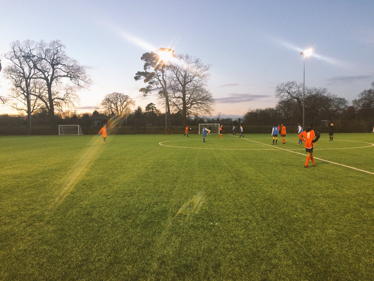 LAHBoarding's tweet photo. A strong showing by our LAH boys today. A good turn out to support as well #LAHFamily #Ballers #Cooooold https://t.co/zj3cOx759r