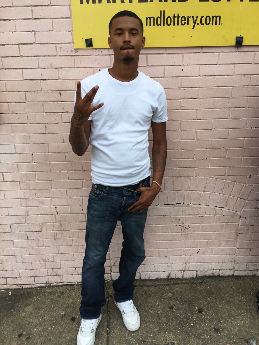 shyNot_Glizzy's tweet photo. Everybody Go Follow My Brother From Another Mother My 🐶😈✨💰 @___ToneTone @___ToneTone @___ToneTone https://t.co/zfXscqtvaB
