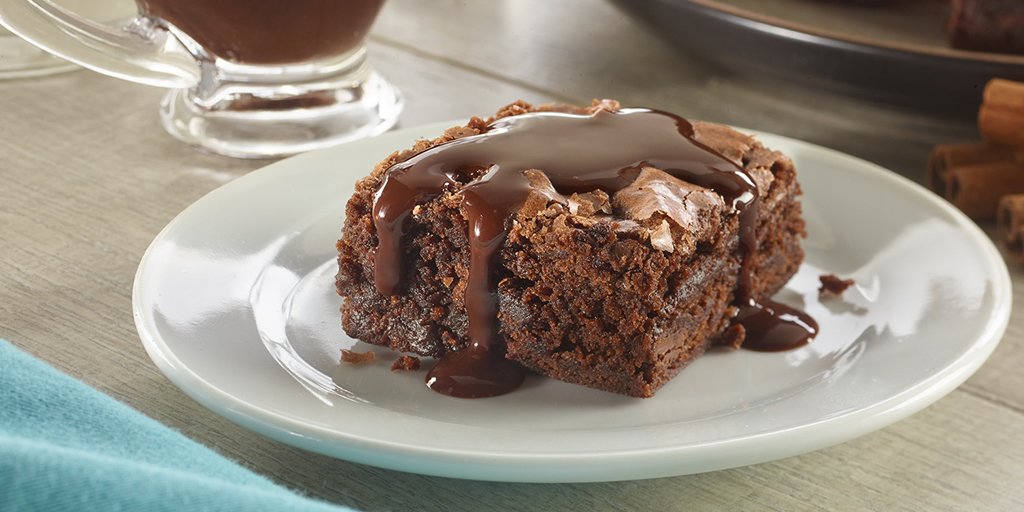 LhsRacing's tweet photo. Happy #NationalBrownieDay! Celebrate with our decadent Mexican #Chocolate #Brownies! https://t.co/IGXRMR3GAR #recipe https://t.co/LrLSbc3i3A