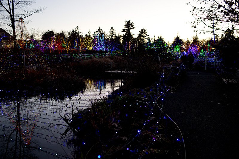MEGreenPower's tweet photo. Check out the great things @mainetoday has to say about Gardens Aglow! There is still time to visit @MaineGardens to see the 500,000 lights greened by Maine Green Power. https://t.co/W7nKlrwWpN https://t.co/81wyscdPwk