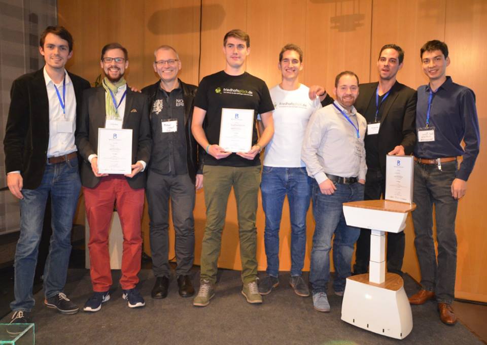 And the winners of Breakthrough are...
1. Friedhofsglück
2. Varomo
3. Tye

Congratulations!!!