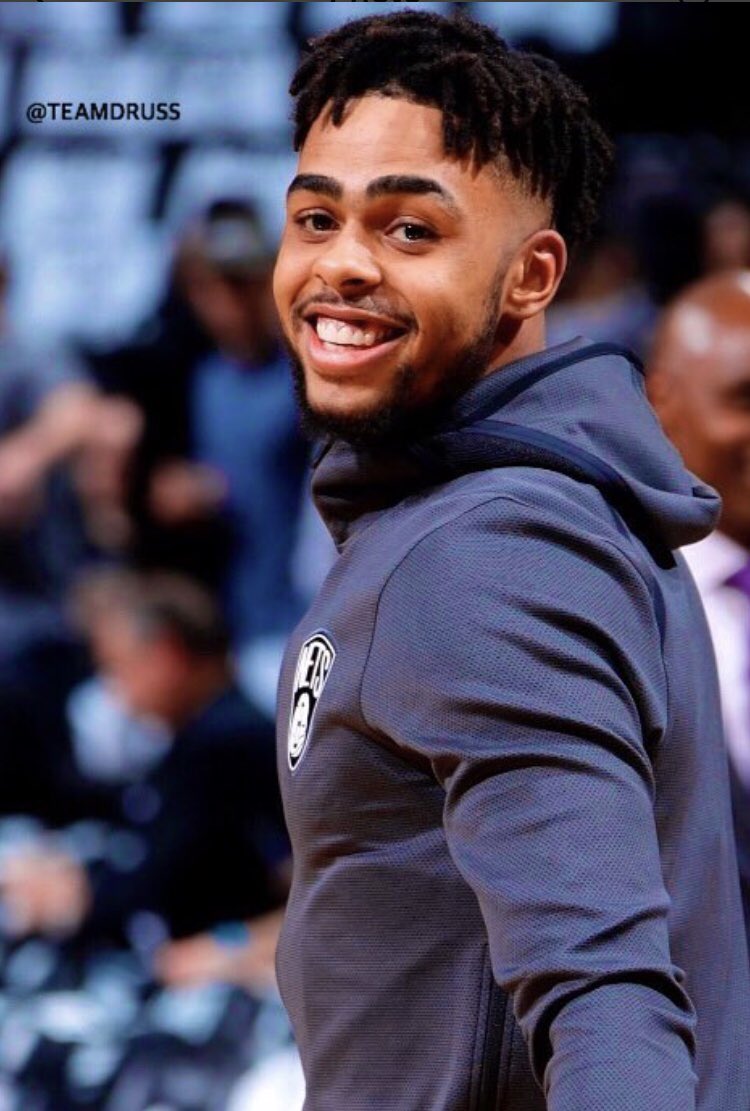LoLoading's tweet photo. Y’all don’t understand how gorgeous this man is 😍🤷🏽‍♀️🤤 @Dloading https://t.co/sqoFI8NbVA