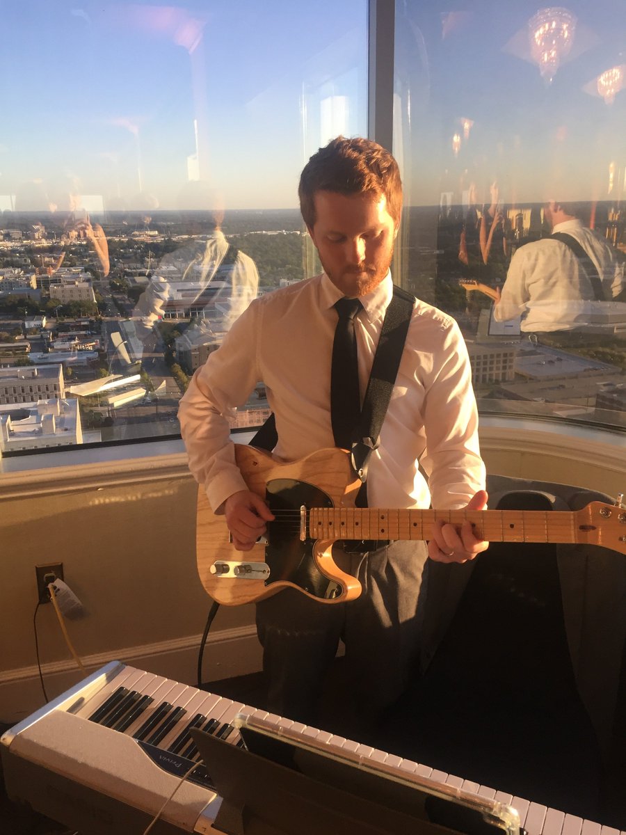 Come rock around the Christmas tree with us! During Jingle Mingle enjoy music from Blues Line and Station Seven!

Members, please RSVP 803.256.2000