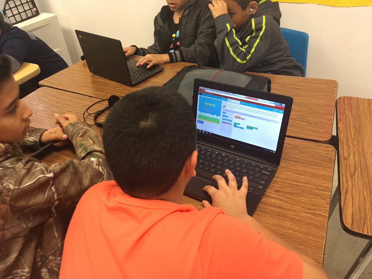 tsaulters1's tweet photo. We love creating the Flappy Game on https://t.co/kAWEWFr7H0! @ruthcherryint #HourOfCode2017 #RCISDJOY https://t.co/cLEDZlDi0X