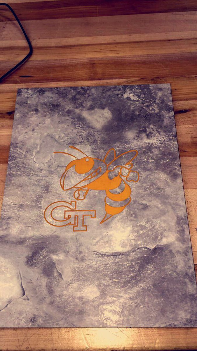 yesuidelger's tweet photo. Laser engraved @GeorgiaTech ‘s logo for my penny hockey project! #gbsnow #pltw #funfriday https://t.co/IeVb1GeLAe