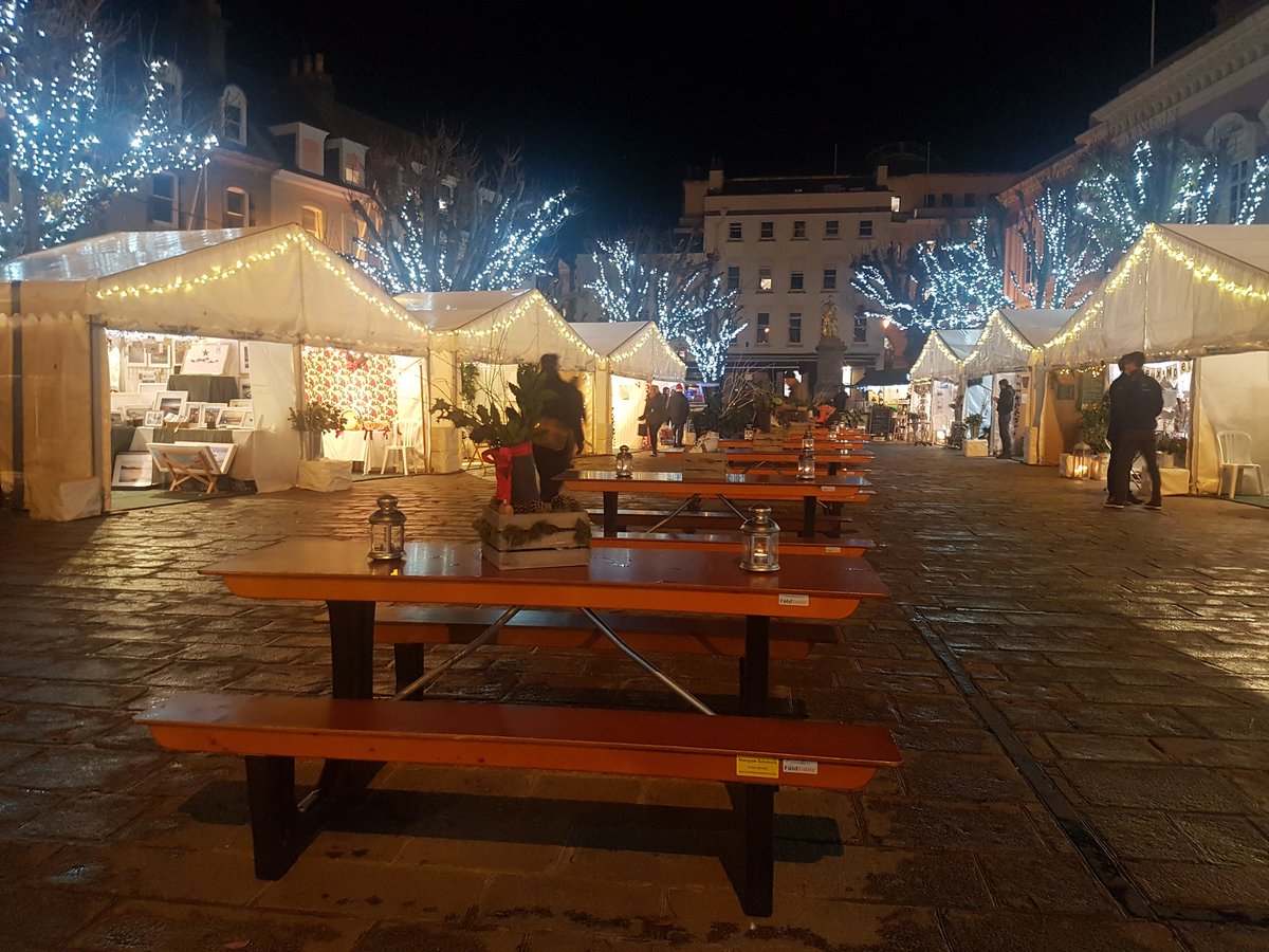 SarahNibbs's tweet photo. #feeelingfestive on the walk home from @bcr_law. #ChristmasMarket #RoyalSquare, #Jersey @VisitJerseyCI https://t.co/JX9ihAzhK5