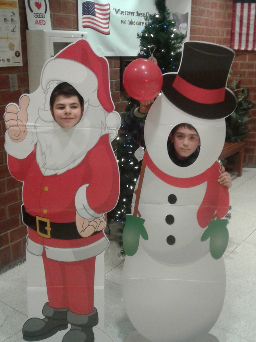 trjhs_principal's tweet image. 7th grade dance off and running