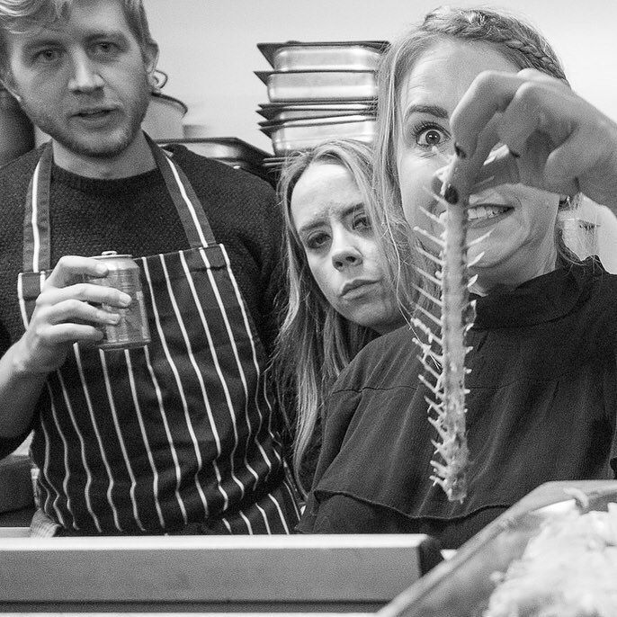 When the fish is so tender the bone just falls out... New date added for the Eat Like A Chef Christmas Special on Dec 22... 🎄👨🏾‍🍳🍾
📸<a href="/Julie/">Julie</a>.melet ift.tt/2AKN8Ih