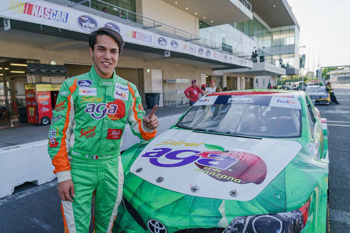 comisionpista's tweet photo. Salvador de Alba Jr. firmó un año de crecimiento en NASCAR México. #CNPTeInforma https://t.co/NQJT6eqeJV
