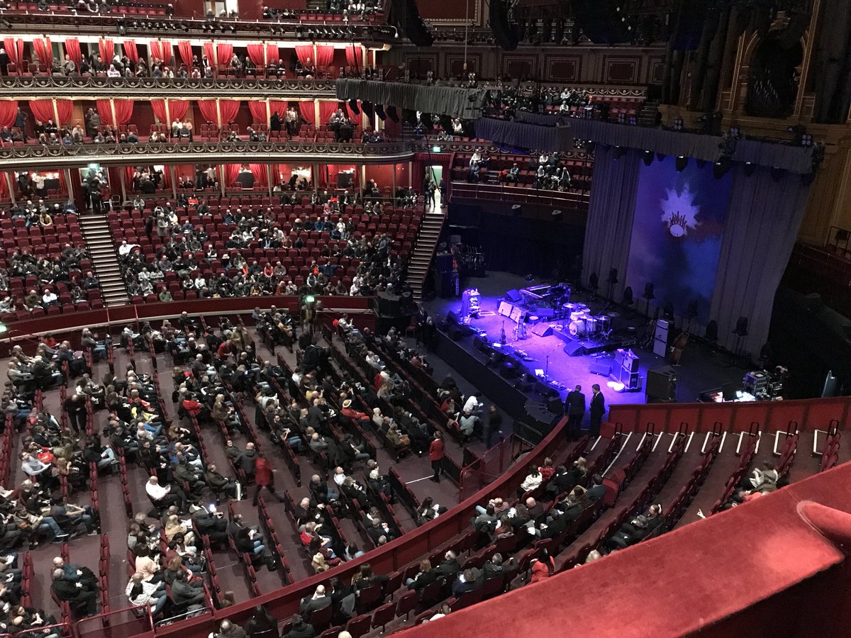 kenitweets's tweet photo. #viewtastic at the @RoyalAlbertHall for #RobertPlant https://t.co/s3amEVV6aN