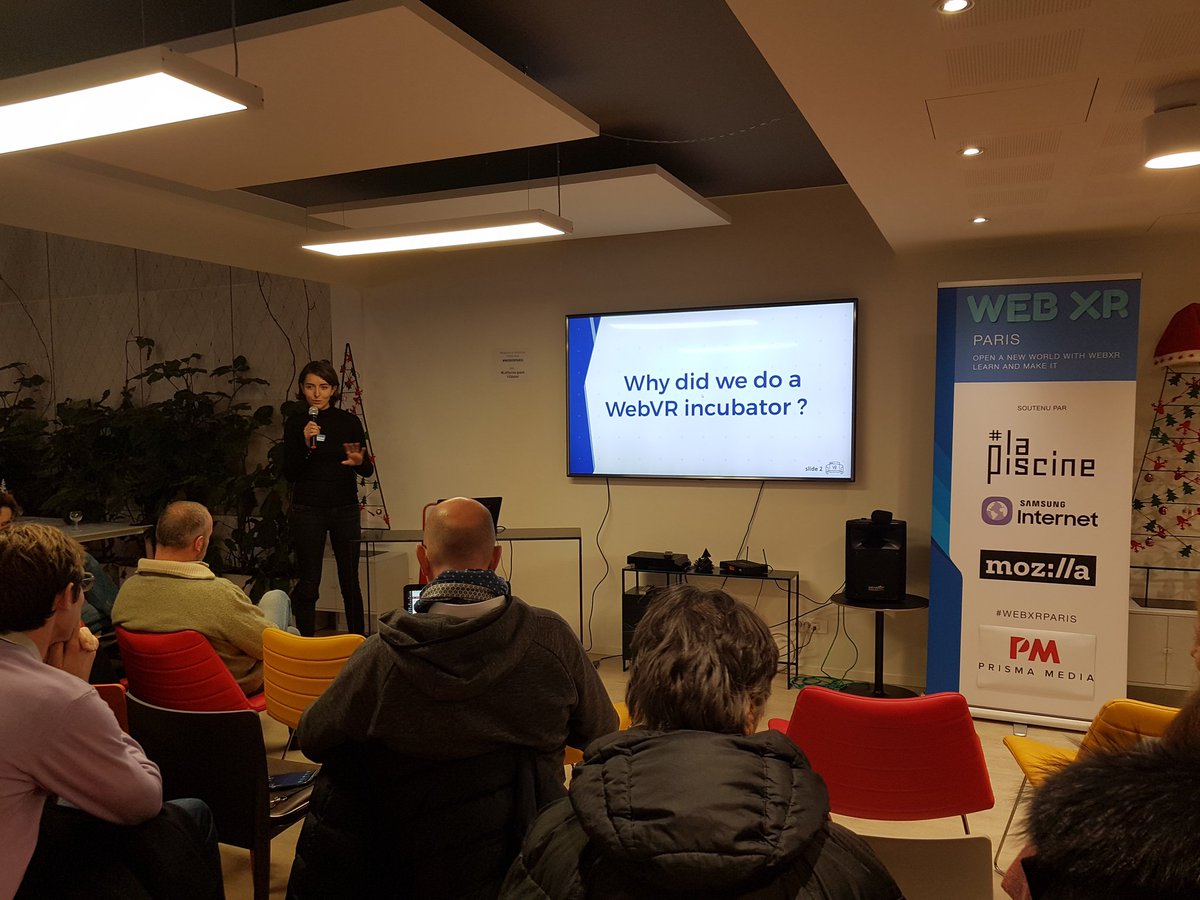 . @BilyanaVacheva on lessons learnt building a WebVR incubator. #WEBXRPARIS