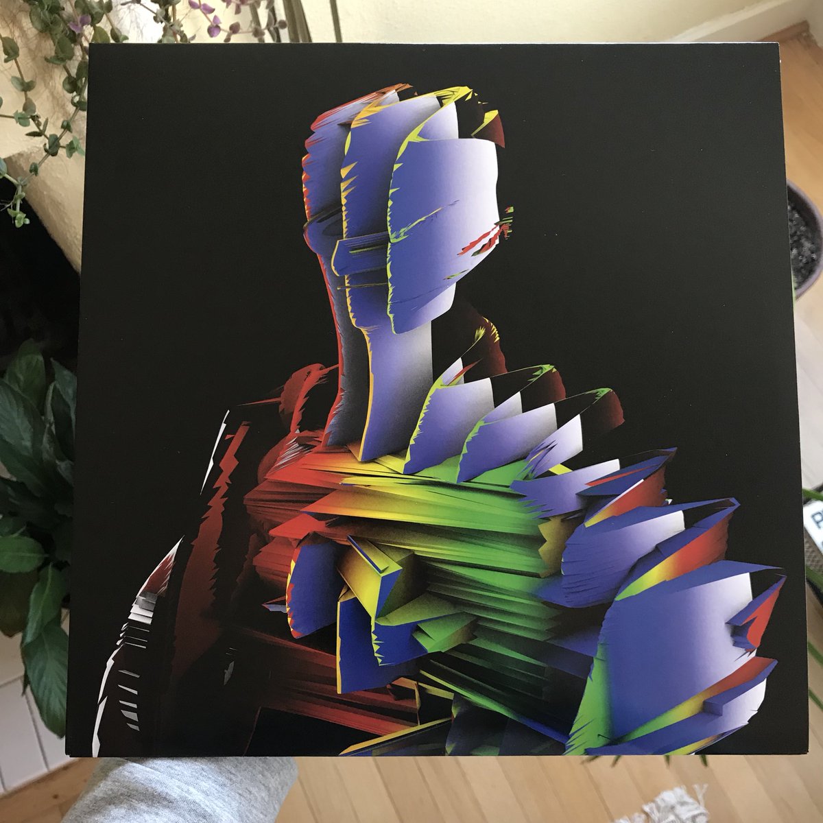 visiblecloaks's tweet photo. our EP LEX is out today 👤🌈 info/physi: https://t.co/ljPrLWIvsb  digi/stream: https://t.co/BikuRvTo98 ✨ https://t.co/R2Wd5y91eB