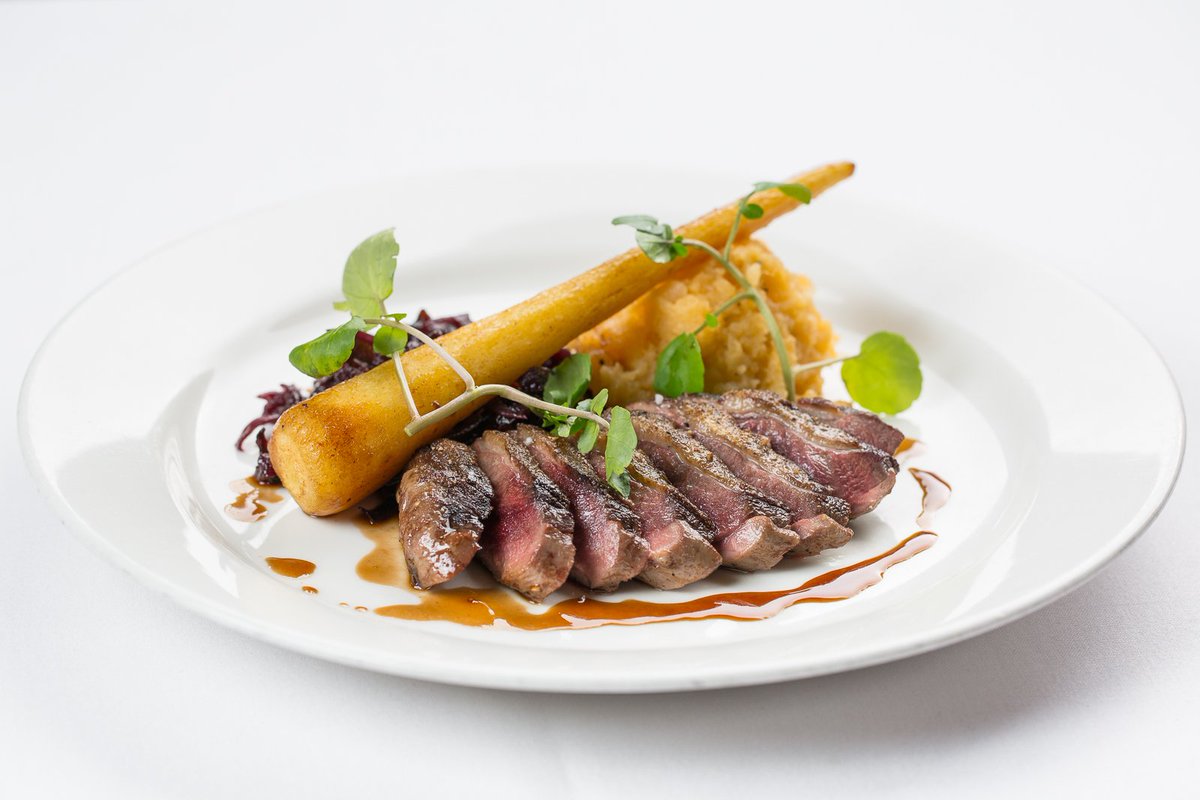 CafeStHonore's tweet photo. A lovely warming recipe from @chefneilforbes on this freezing cold day! Brrr! https://t.co/m9ufjL93mQ
#recipeoftheday #recipe #mallard #duck #clapshot #parsnip #redcabbage #edinburgh
Pic: @coppermango https://t.co/EwQsPRawWT
