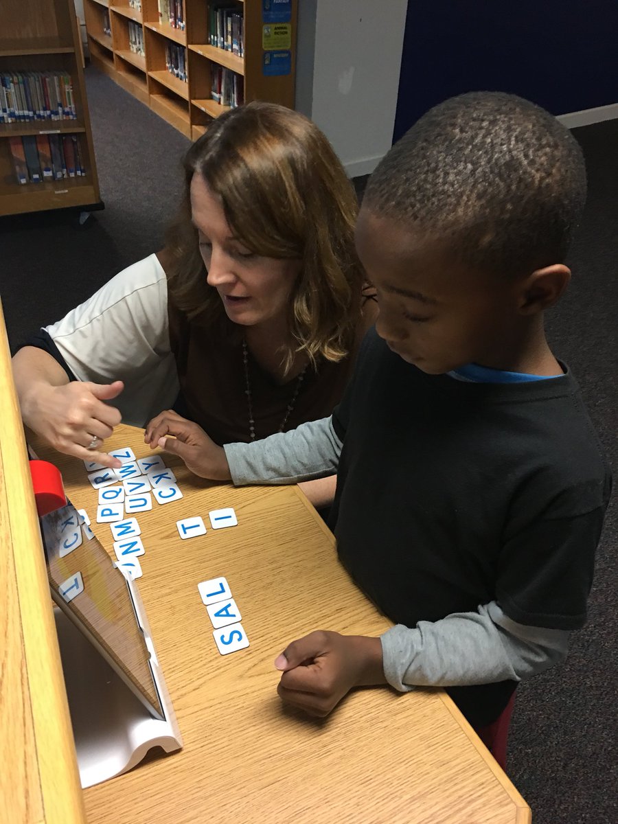misssullivan5's tweet photo. Checking out the OSMO with @twhanley #globallearninglab https://t.co/7d8pD3jK20