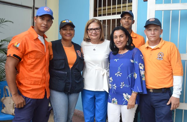 AlcaldiaManeiro's tweet image. Hoy el personal de @ALCALDIAMANEIRO despidió con un emotivo compartir, a la alcaldesa @DarvelisLarez  luego de dos períodos, en los que llevó bienestar y progreso al municipio con obras y programas que esperamos perduren en el tiempo. #IdealParaTi