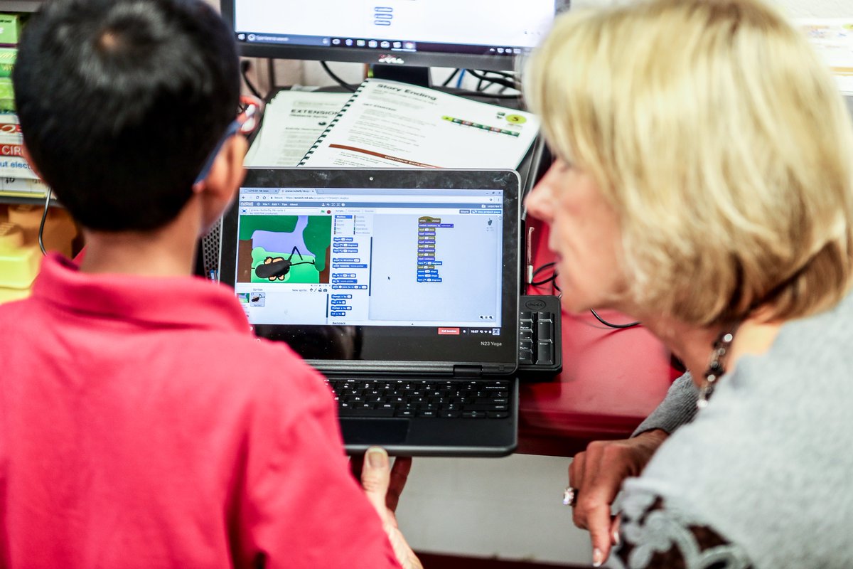 BetsyDeVosED's tweet image. Great way to end #CSEdWeek with the students @MoorefieldES! The teachers have done a tremendous job incorporating #coding into their curriculum...and the kids have caught on so fast! It’s exciting to see what students actively engaged in their learning can accomplish! #STEM