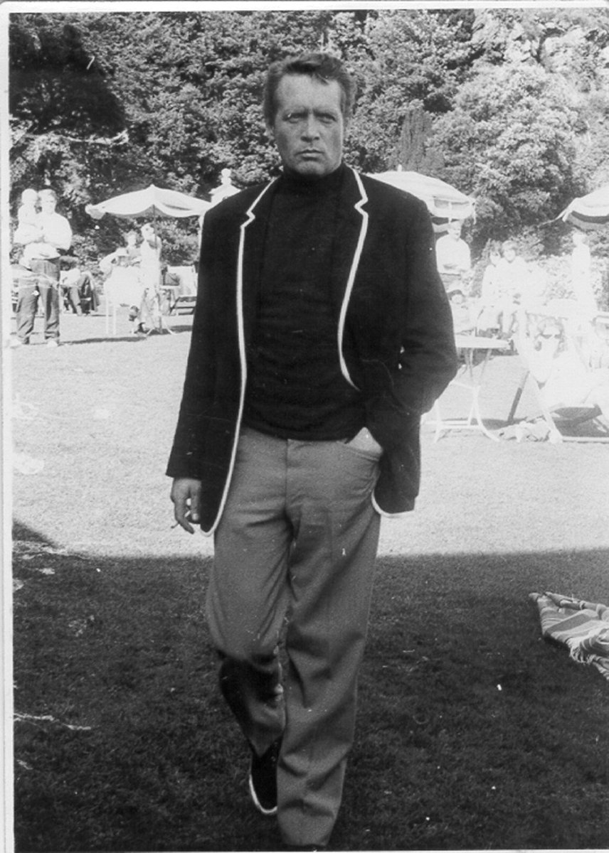 ¿Se puede ser under y popular al mismo tiempo? ernestoalegre.com/2017/12/08/lo-…