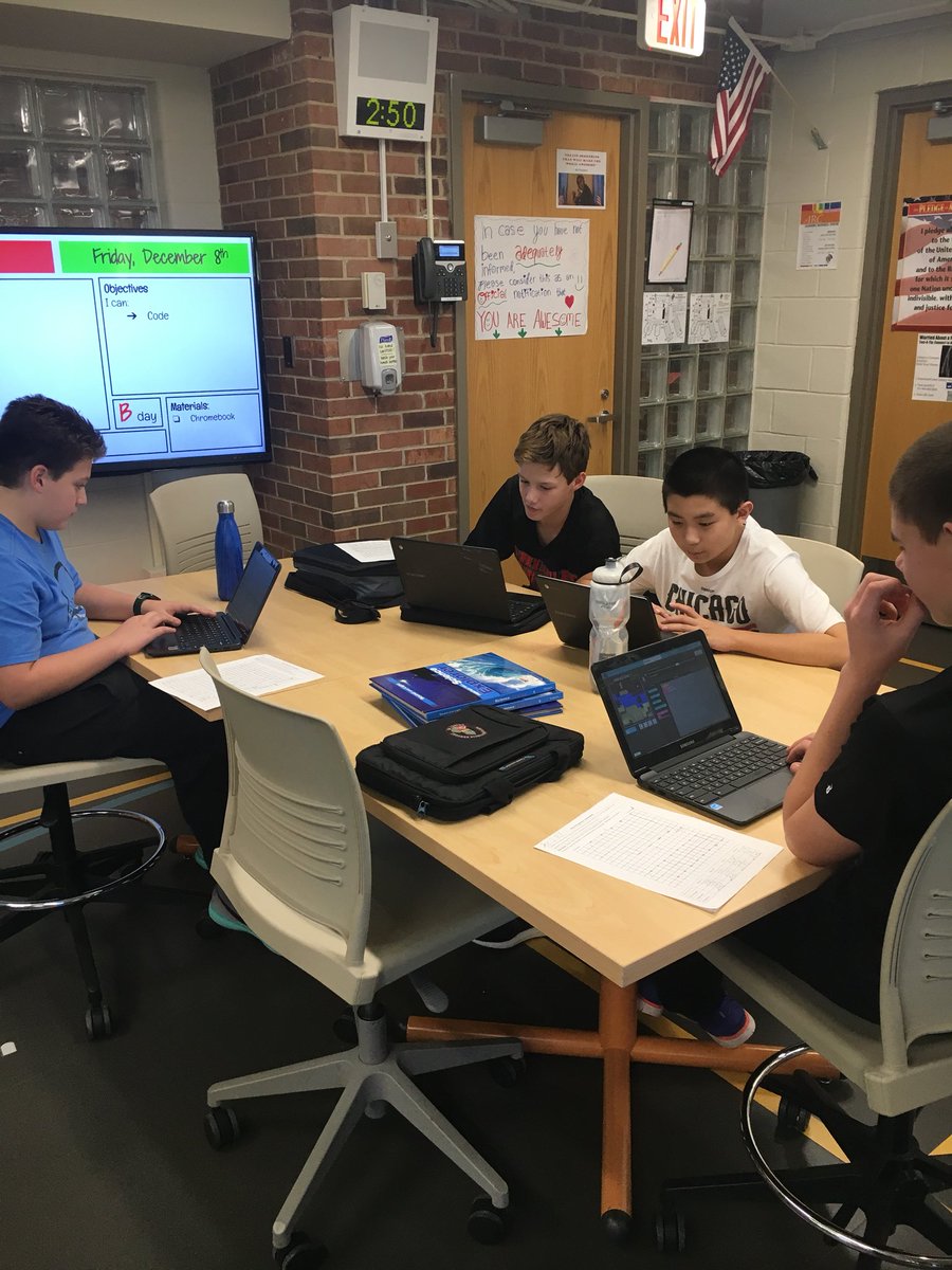 We #coded during the #HourOfCode Challenge <a href="/StephenCurry30/">Stephen Curry</a> and we totally rocked it! #engageSMS #engage109 #computerscience #codingisthefuture <a href="/mariagalanis/">MARiA</a>