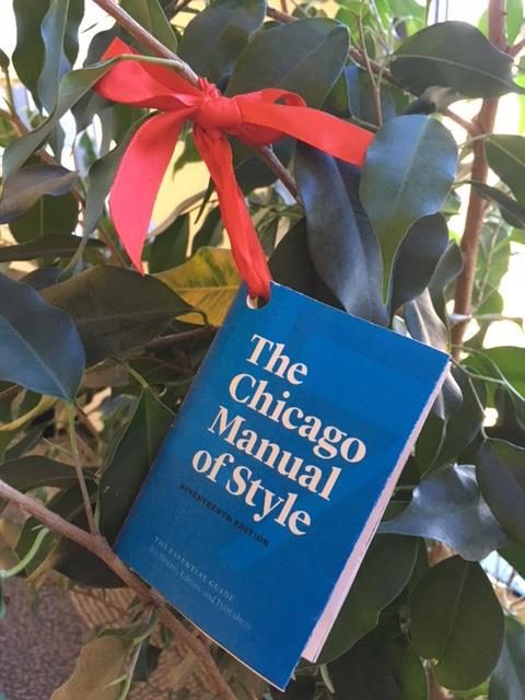 talking_ingles's tweet photo. A holiday gift to you: a printable, foldable #CMOS17 ornament (with real CMOS pages inside)! https://t.co/1q7IhLE1Gw https://t.co/b4mAbaewUA